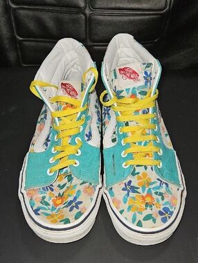 Vans Floral High-Top Sneakers with Yellow Laces and Teal Panels Size 11 Womens